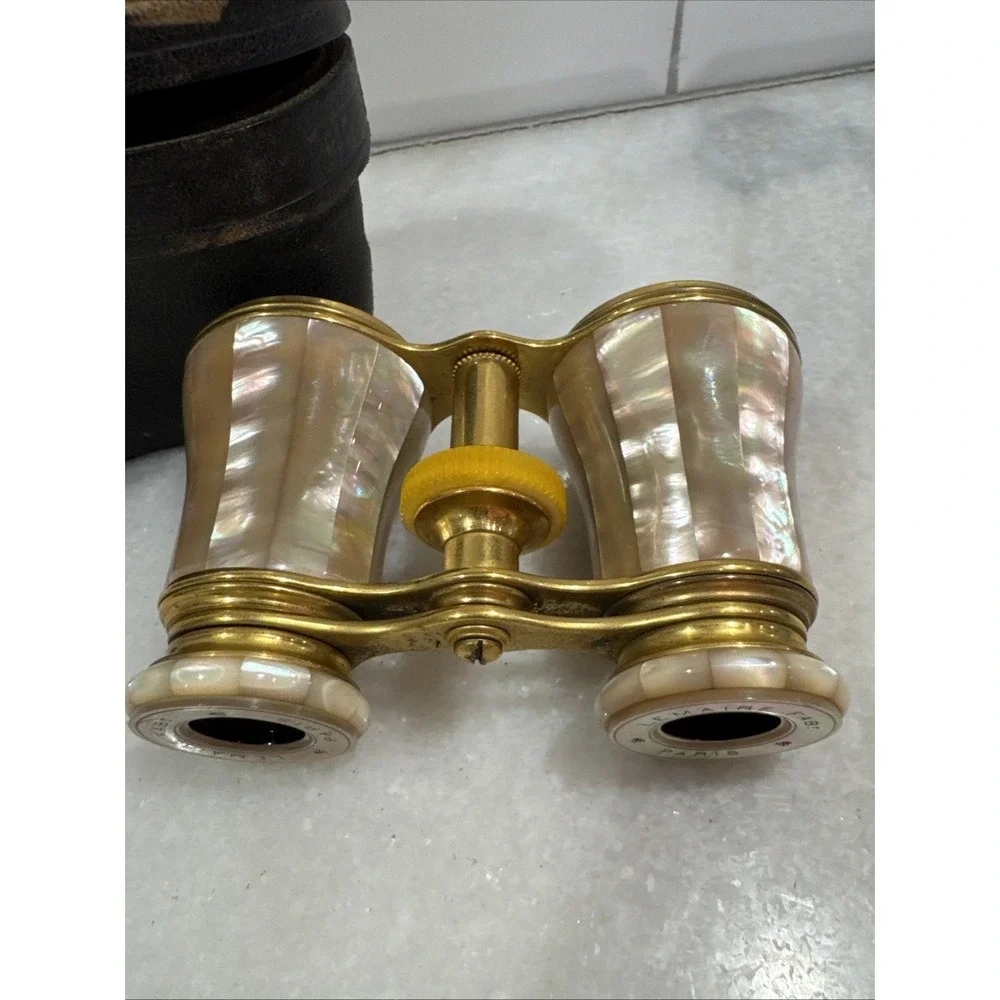 LeMaire FI Paris Vintage Opera Glasses/caseMother of Pearl 1850-1900 EraOLA0058